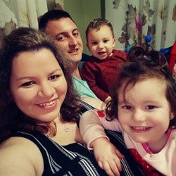 cancer survivor, Melissa Belba and her family