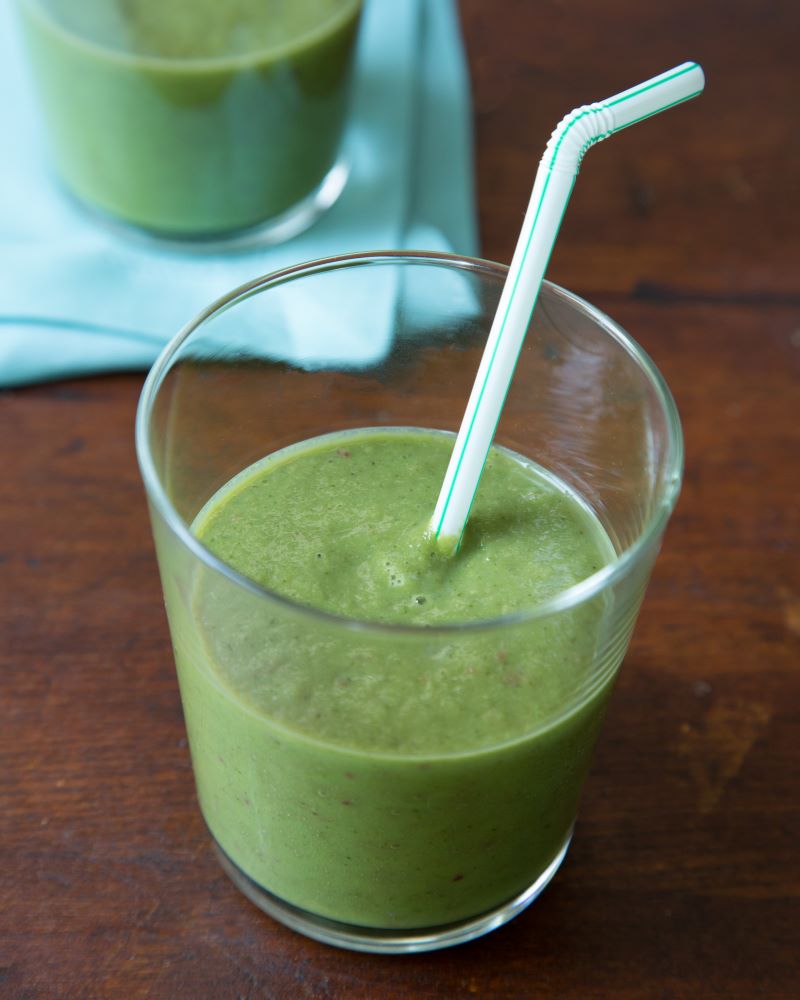 image of Raspberry-peach Yogurt Smoothie from the ACS cookbook, "The Great American Eat-Right Cookbook"