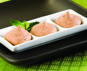 Mint Chocolate Meringue Cookies