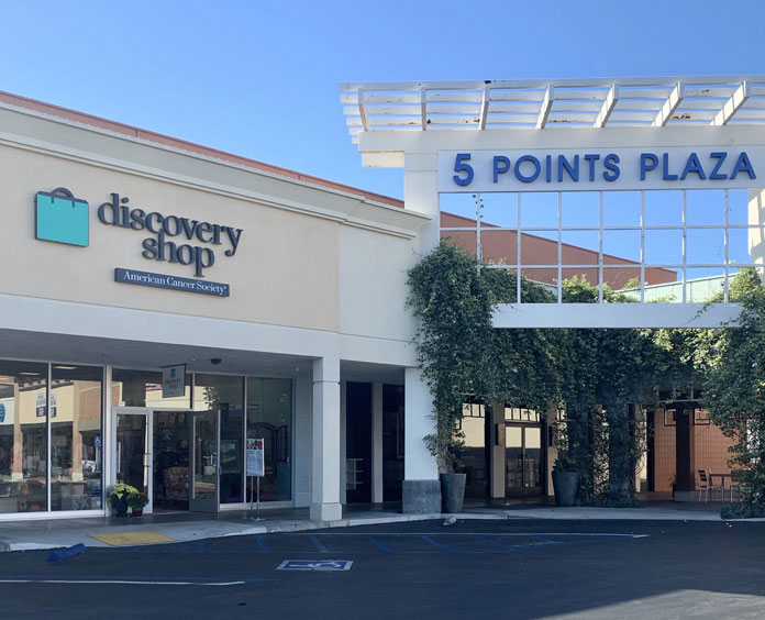 Exterior view of the Outside of Discovery Shop Huntington Beach