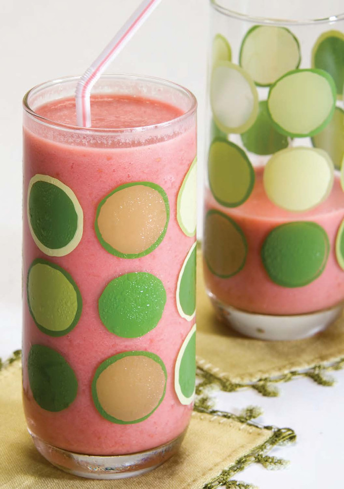 image of Raspberry-peach Yogurt Smoothie from the ACS cookbook, "The Great American Eat-Right Cookbook"